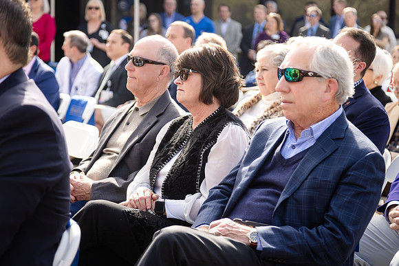 IH-GROUNDBREAKING-BLUE-ROOM-PHOTOGRAPHY-9774