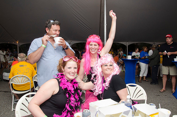 party_MHD0611