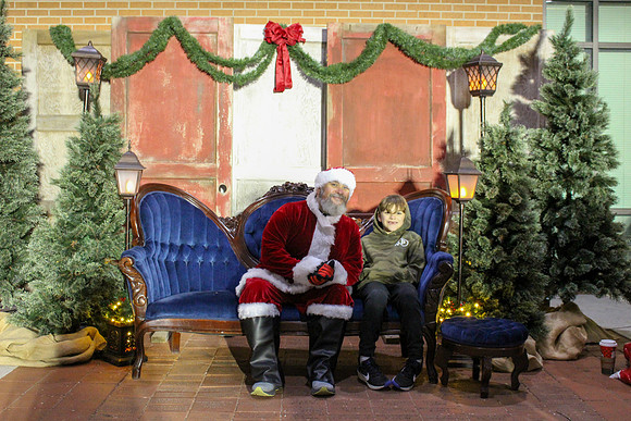 Cookies with Santa 2025-0579