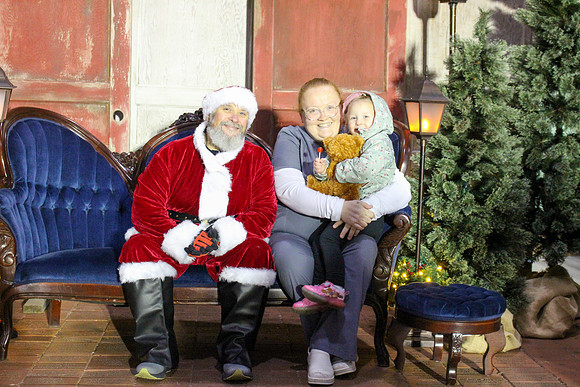 Cookies with Santa 2025-0557