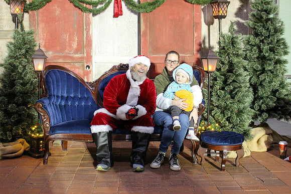 Cookies with Santa 2025-0540