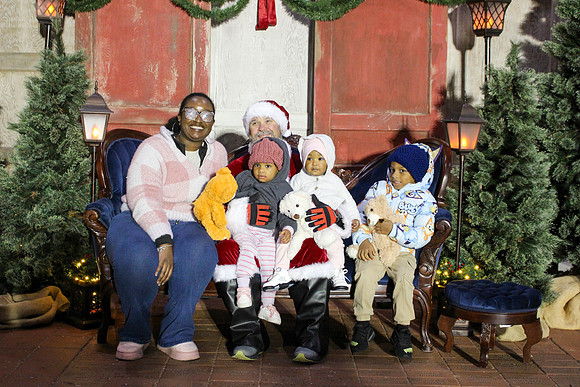 Cookies with Santa 2025-0493