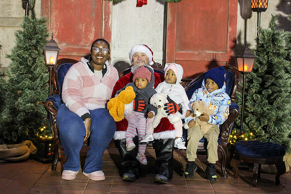 Cookies with Santa 2025-0487