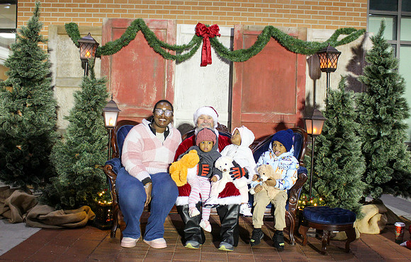 Cookies with Santa 2025-0483