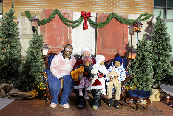 Cookies with Santa 2025-0479