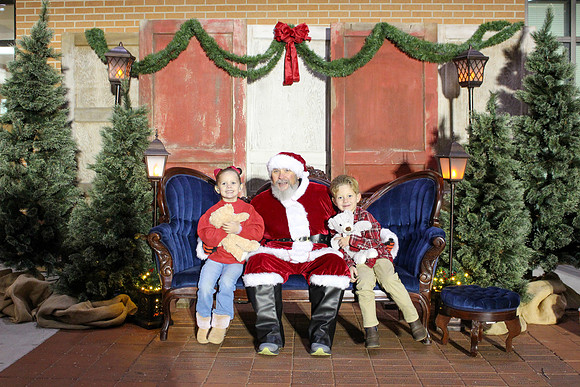 Cookies with Santa 2025-0469