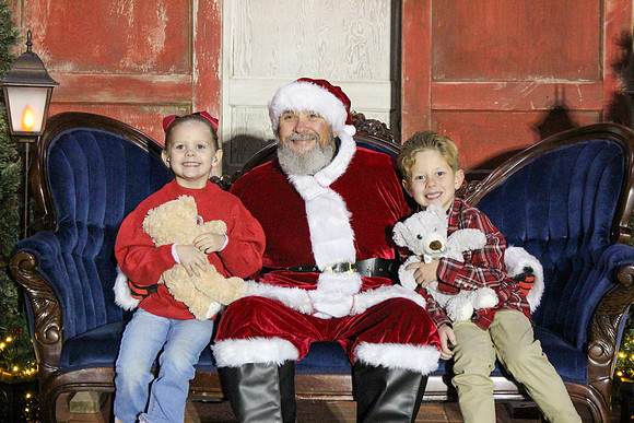 Cookies with Santa 2025-0465