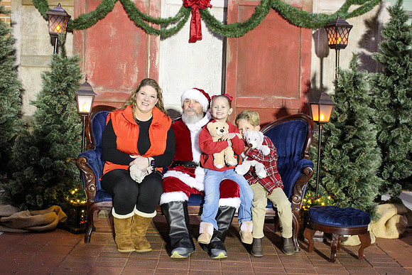 Cookies with Santa 2025-0463