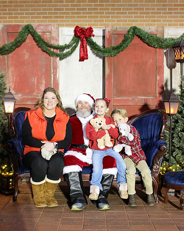 Cookies with Santa 2025-0458