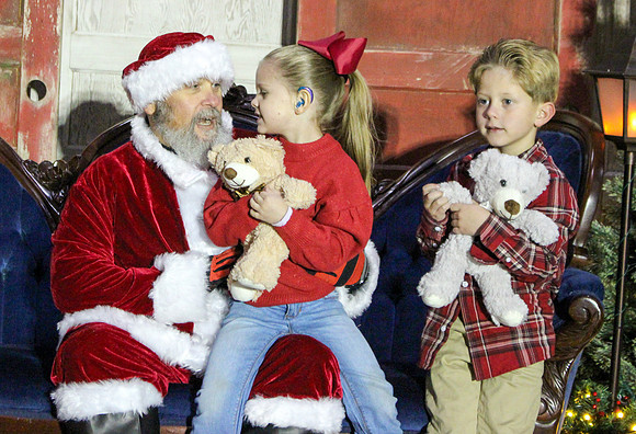 Cookies with Santa 2025-0454