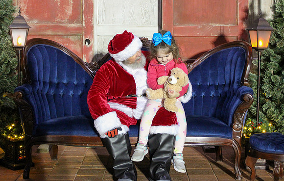 Cookies with Santa 2025-0446