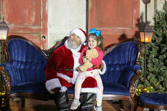 Cookies with Santa 2025-0429