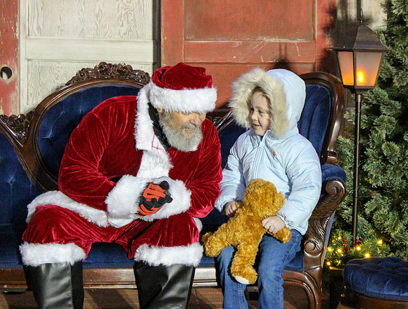 Cookies with Santa 2025-0388