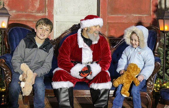 Cookies with Santa 2025-0384