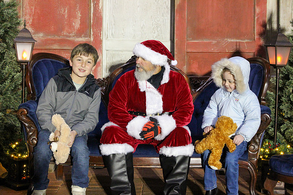 Cookies with Santa 2025-0383