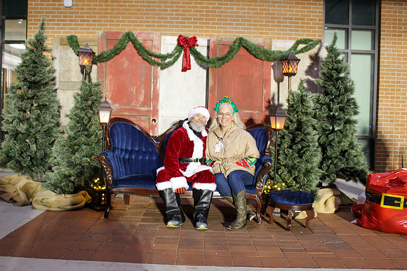 Cookies with Santa 2025-0378