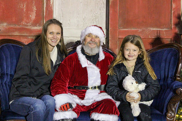 Cookies with Santa 2025-0371