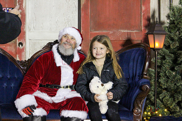 Cookies with Santa 2025-0365
