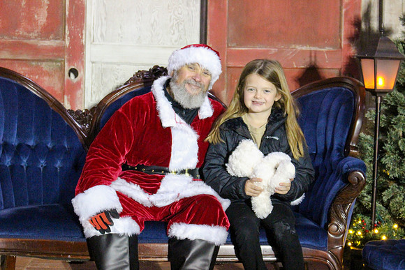 Cookies with Santa 2025-0358
