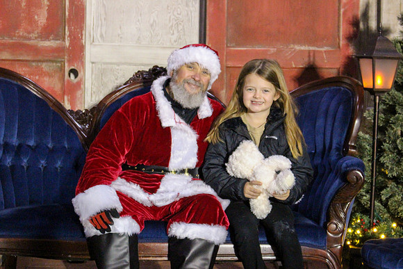 Cookies with Santa 2025-0357