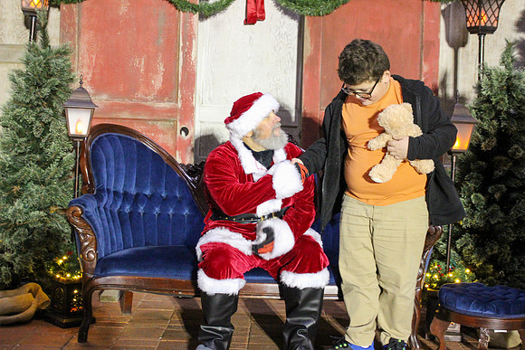 Cookies with Santa 2025-0341