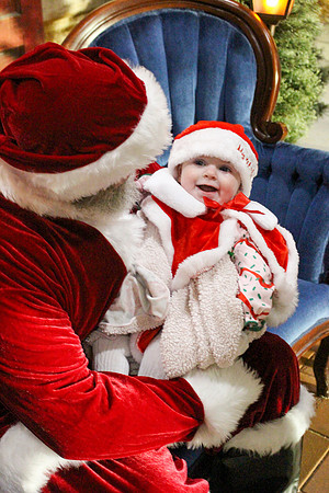 Cookies with Santa 2025-0278