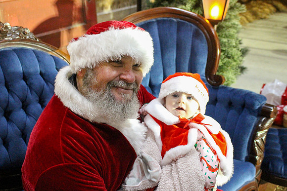 Cookies with Santa 2025-0270