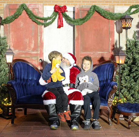 Cookies with Santa 2025-0260