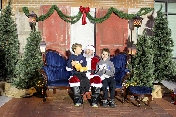 Cookies with Santa 2025-0261