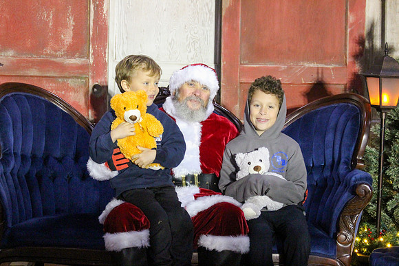 Cookies with Santa 2025-0256