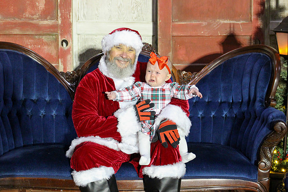 Cookies with Santa 2025-0239