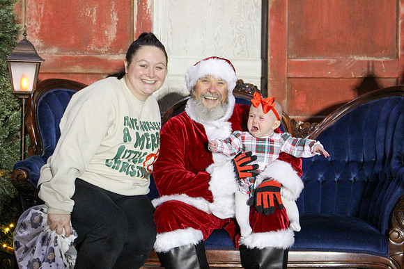 Cookies with Santa 2025-0232