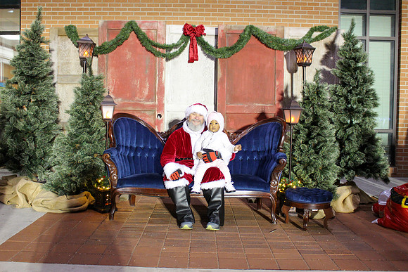 Cookies with Santa 2025-0196
