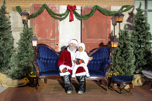 Cookies with Santa 2025-0194