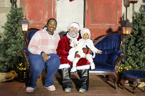 Cookies with Santa 2025-0190