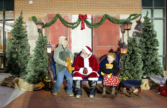Cookies with Santa 2025-0182
