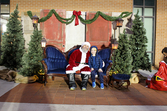 Cookies with Santa 2025-0160