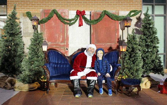 Cookies with Santa 2025-0159