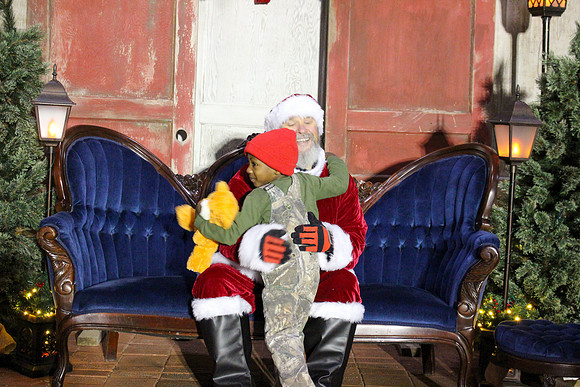 Cookies with Santa 2025-0153