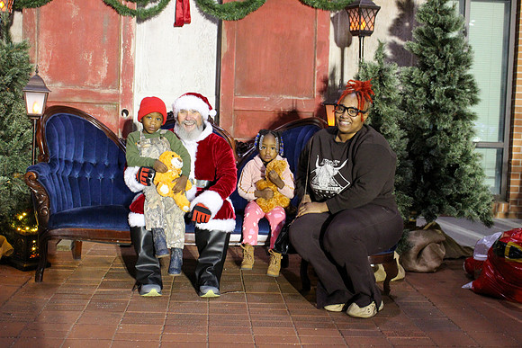 Cookies with Santa 2025-0150
