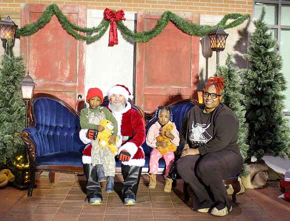 Cookies with Santa 2025-0147