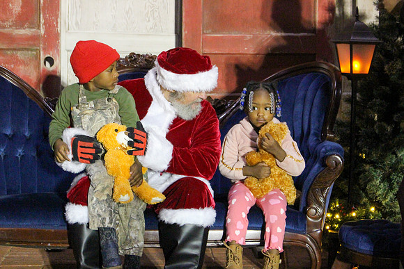 Cookies with Santa 2025-0144