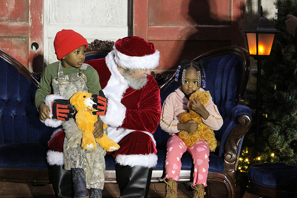 Cookies with Santa 2025-0145