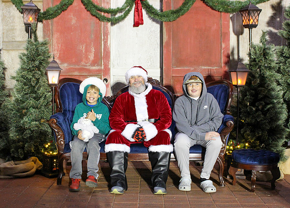 Cookies with Santa 2025-0083