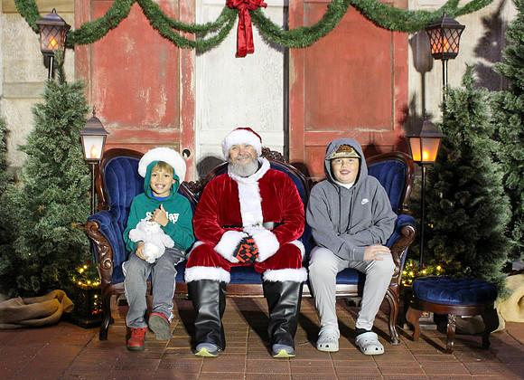 Cookies with Santa 2025-0082