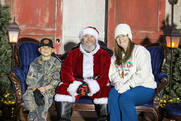 Cookies with Santa 2025-0075