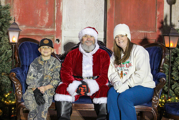 Cookies with Santa 2025-0074