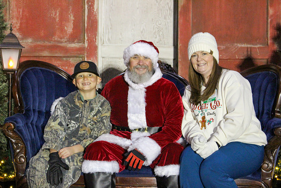 Cookies with Santa 2025-0071