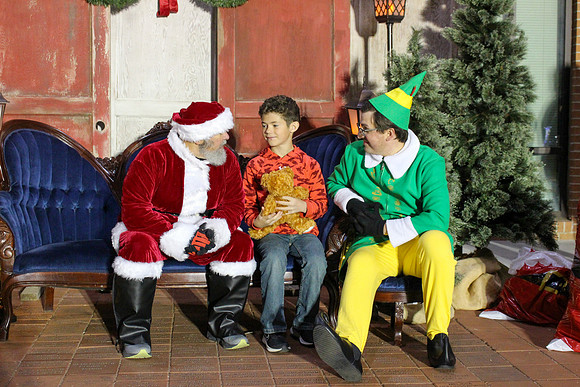 Cookies with Santa 2025-0058