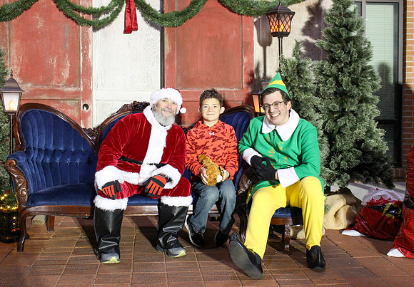 Cookies with Santa 2025-0044